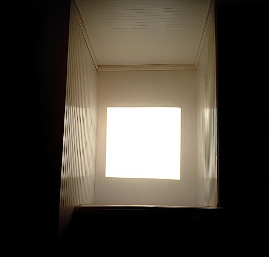 htor_httpss.mj.runlCOAtKrVYIM_a_single_luminous_flat_square_pro_1c0dcb18-20d9-415a-a610-670b5c8351c0
